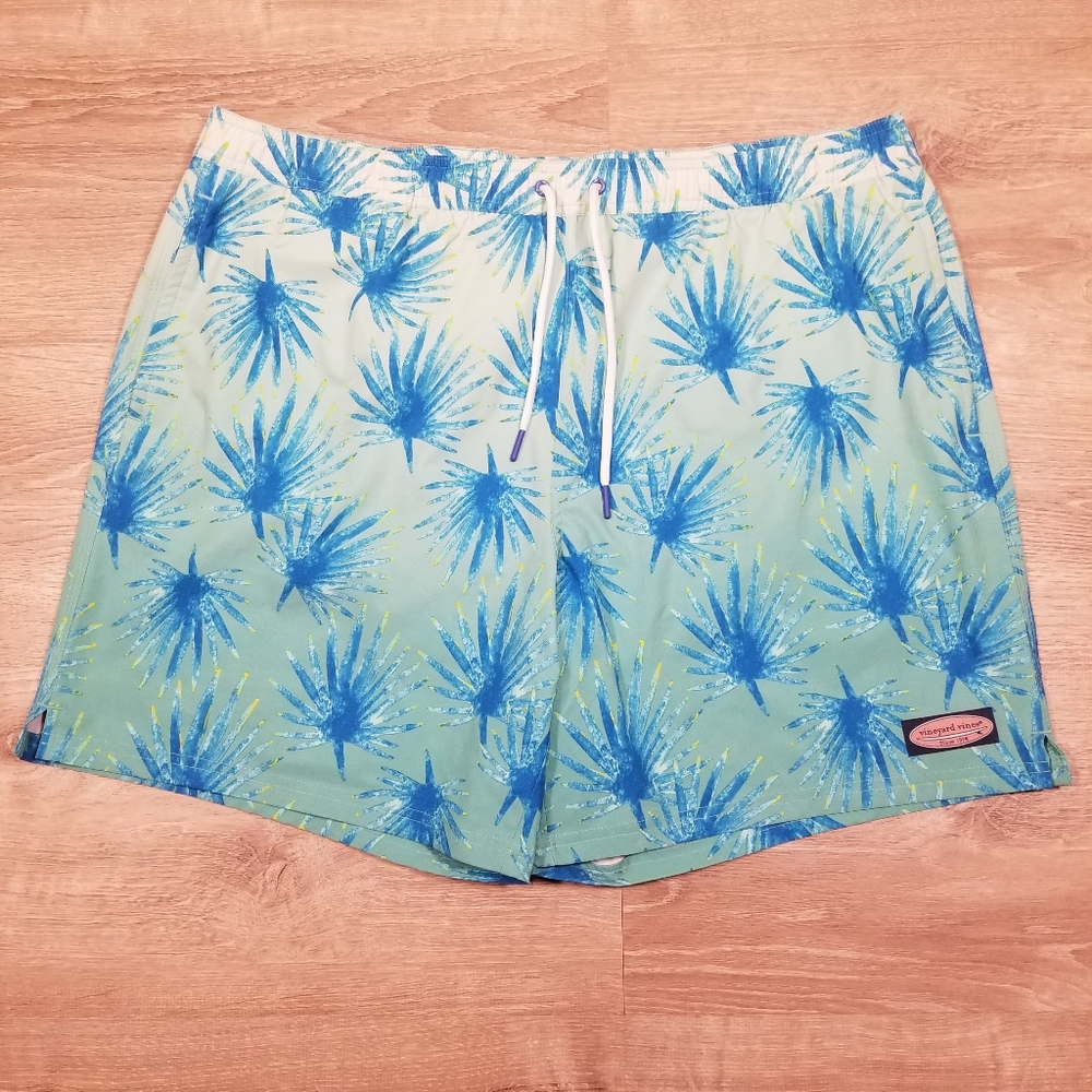 Vineyard Vines Chappy Swim Trunks Mens XL AOP Lined Blue Leaf Print